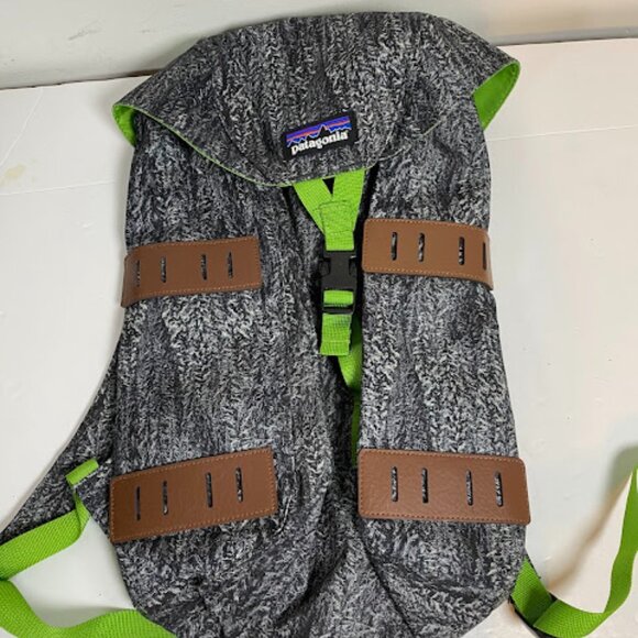 Patagonia Heathered Gray Lime Green Kids Youth Backpack One Size - Picture 2 of 7